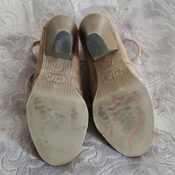 MIA booties - Picture 5 of 5